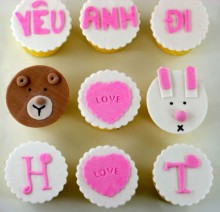 Cupcake tình yêu Gấu và Thỏ